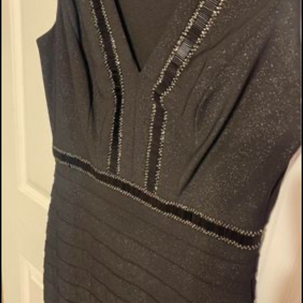 LIKE NEW/WORN ONCE~JAX Black dress~cocktail dress~elegant & classy also sexy!